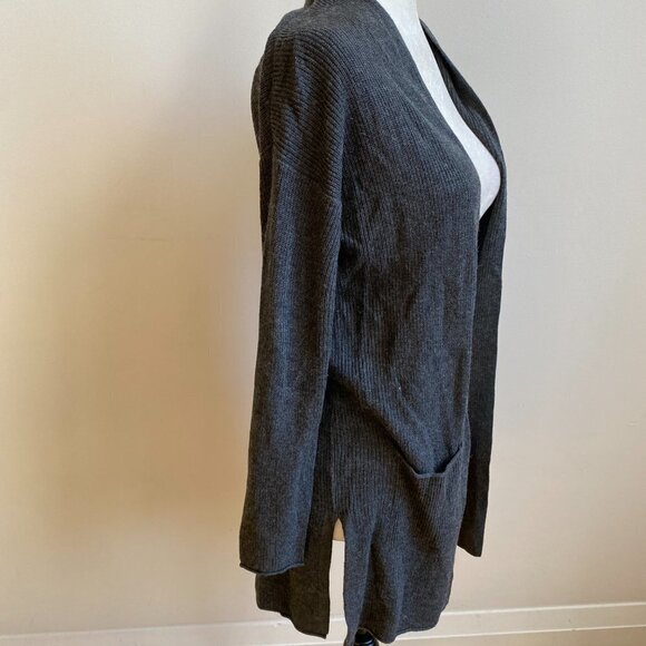 T Tahari Bnwot Ribbed Gray Open Cardigan New Front Pockets Cashmere - Picture 5 of 9